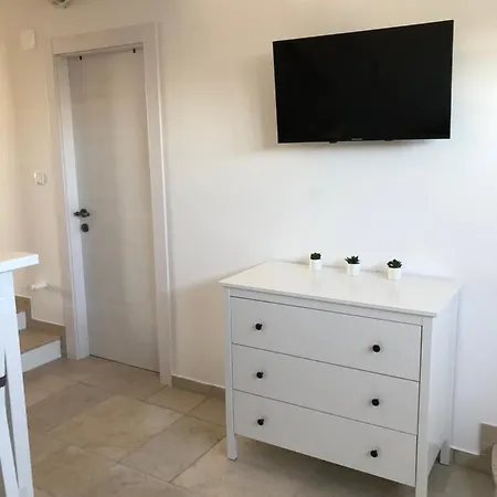 Apartment I Smrikve Pula