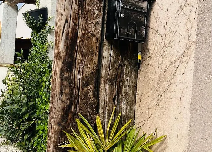 I Smrikve Apartment *